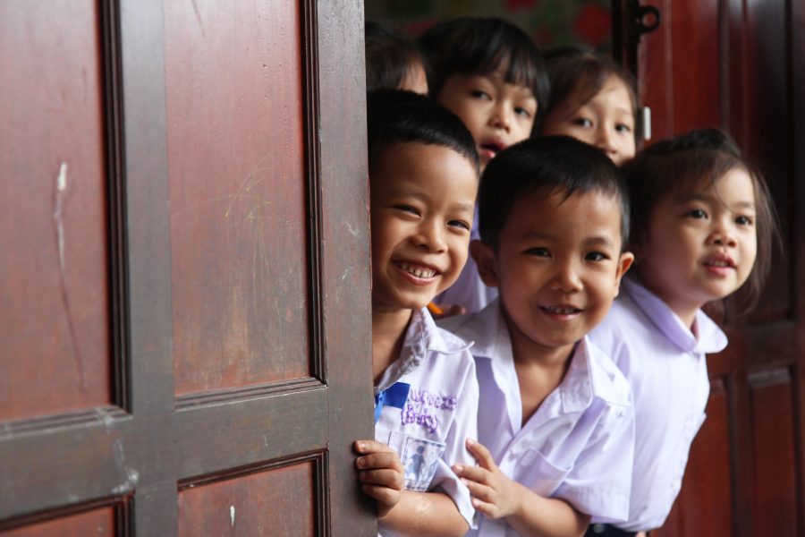 I SOS-børnehaven i Laos, får udsatte børn et trygt sted at være, mens deres forældre kan gå på arbejde.